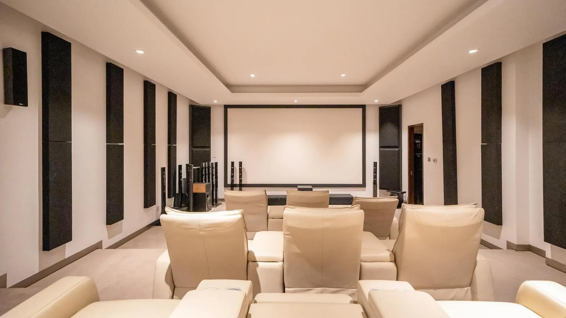 Blue Breeze - Prestigious And Luxury 7Br Villa In Emirates Hills Dubai