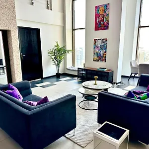 Ora Place Jbr Auberge de jeunesse