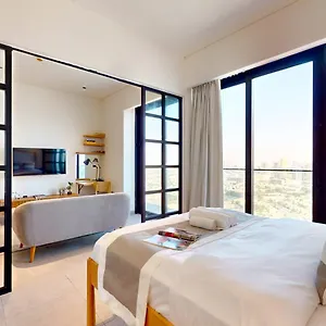 The Community Hotell